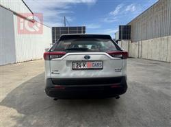 تۆیۆتا ڕاڤ 4